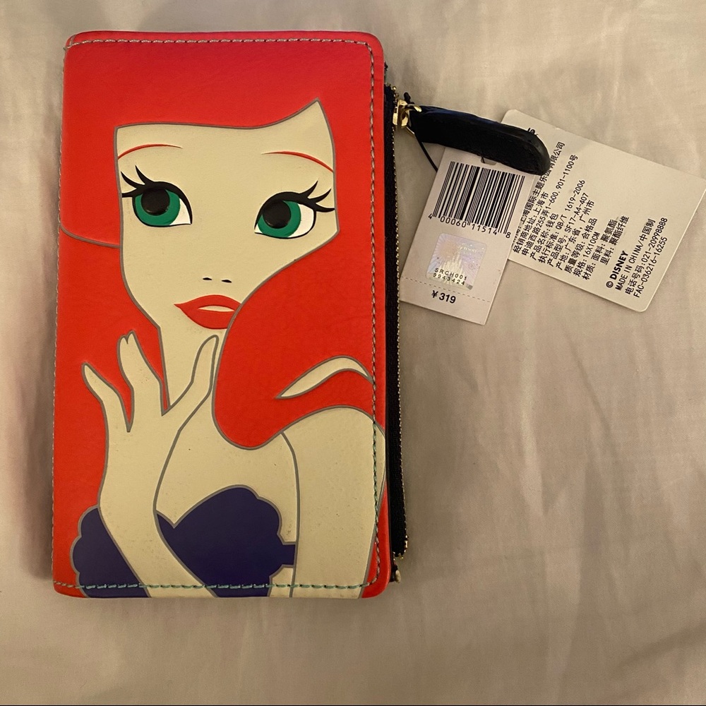 Exclusive Shanghai Disneyland Ariel Wallet